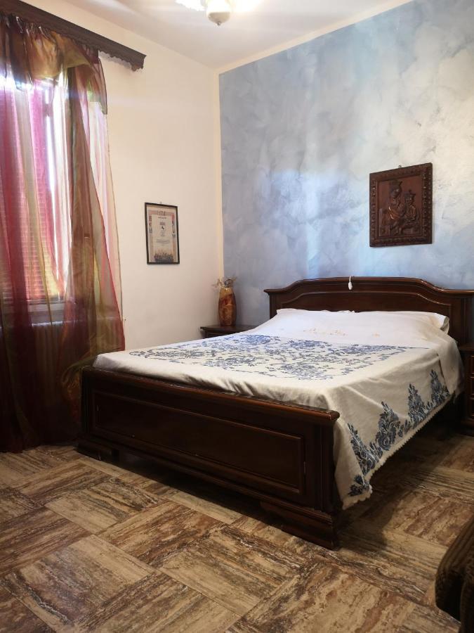 ホテル Casa Raffaello カスティリオーネ・ドルチャ 部屋 写真